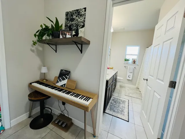 $2,400 | 311 Woodland Avenue, Mary Esther, FL 32569