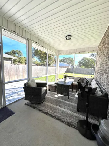 $2,400 | 311 Woodland Avenue, Mary Esther, FL 32569