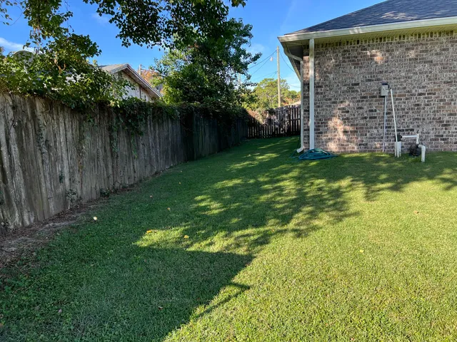 $2,400 | 311 Woodland Avenue, Mary Esther, FL 32569