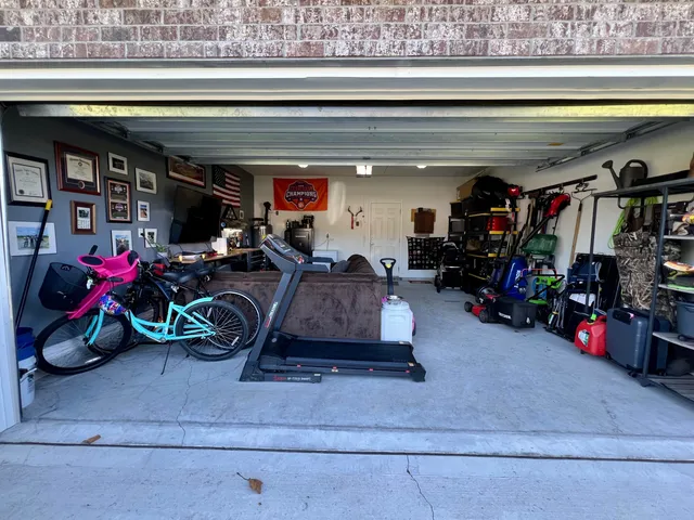 $2,400 | 311 Woodland Avenue, Mary Esther, FL 32569