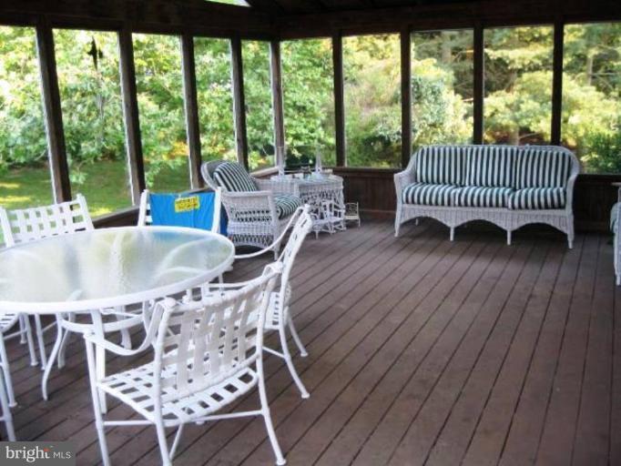 8011 Martown Road Laurel, MD 20723 - Photo 17 of 25 Screened-in Porch