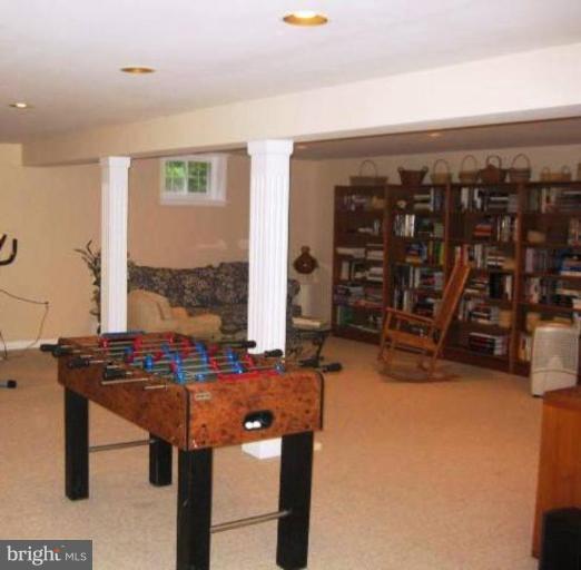 8011 Martown Road Laurel, MD 20723 - Photo 21 of 25 Family Room