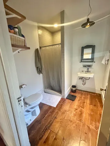 $2,300 | 1682 Bagley Street, Unit B, Detroit, MI 48216