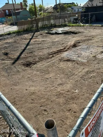 a view of outside space and yard