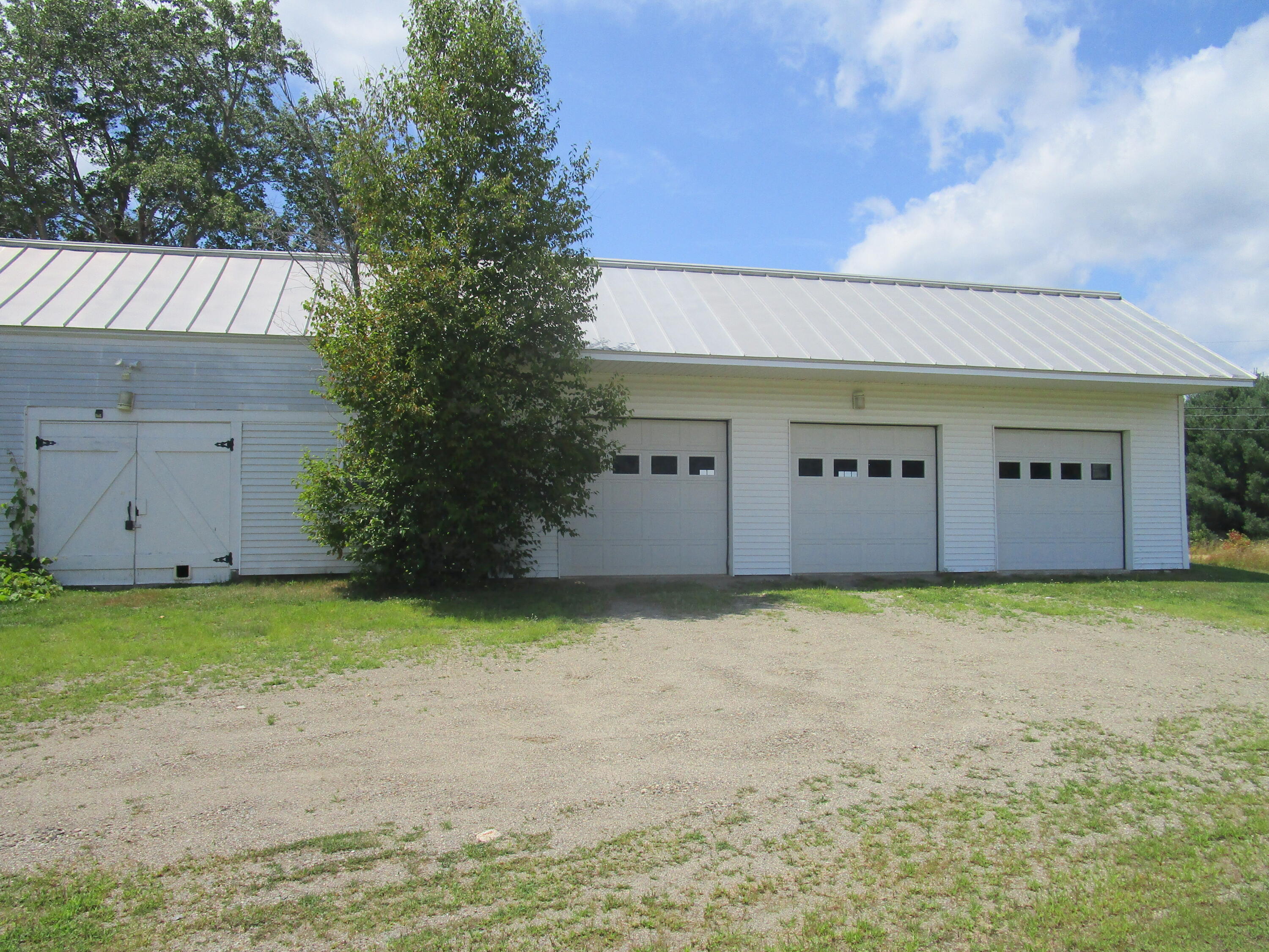 12 McNally Road Clinton, ME 04927 - Photo 36 of 42 3 Bay garage