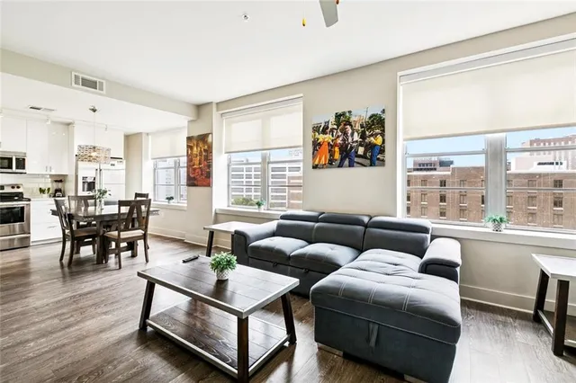 $319,000 | 1111 Tulane Avenue, Unit 718, New Orleans, LA 70112