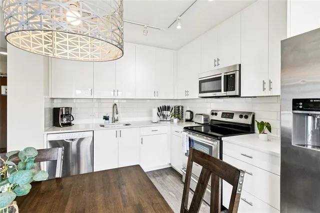 $319,000 | 1111 Tulane Avenue, Unit 718, New Orleans, LA 70112