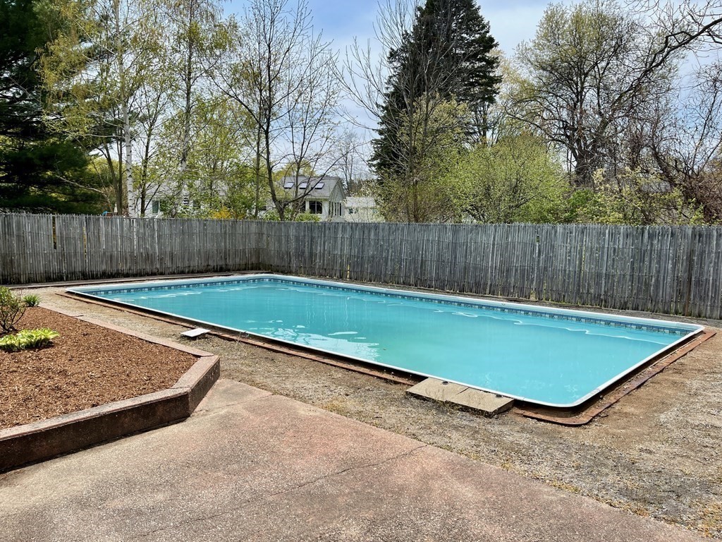 499 Farm Road Marlborough, MA 01752 - Photo 13 of 14 Gallery Image 13