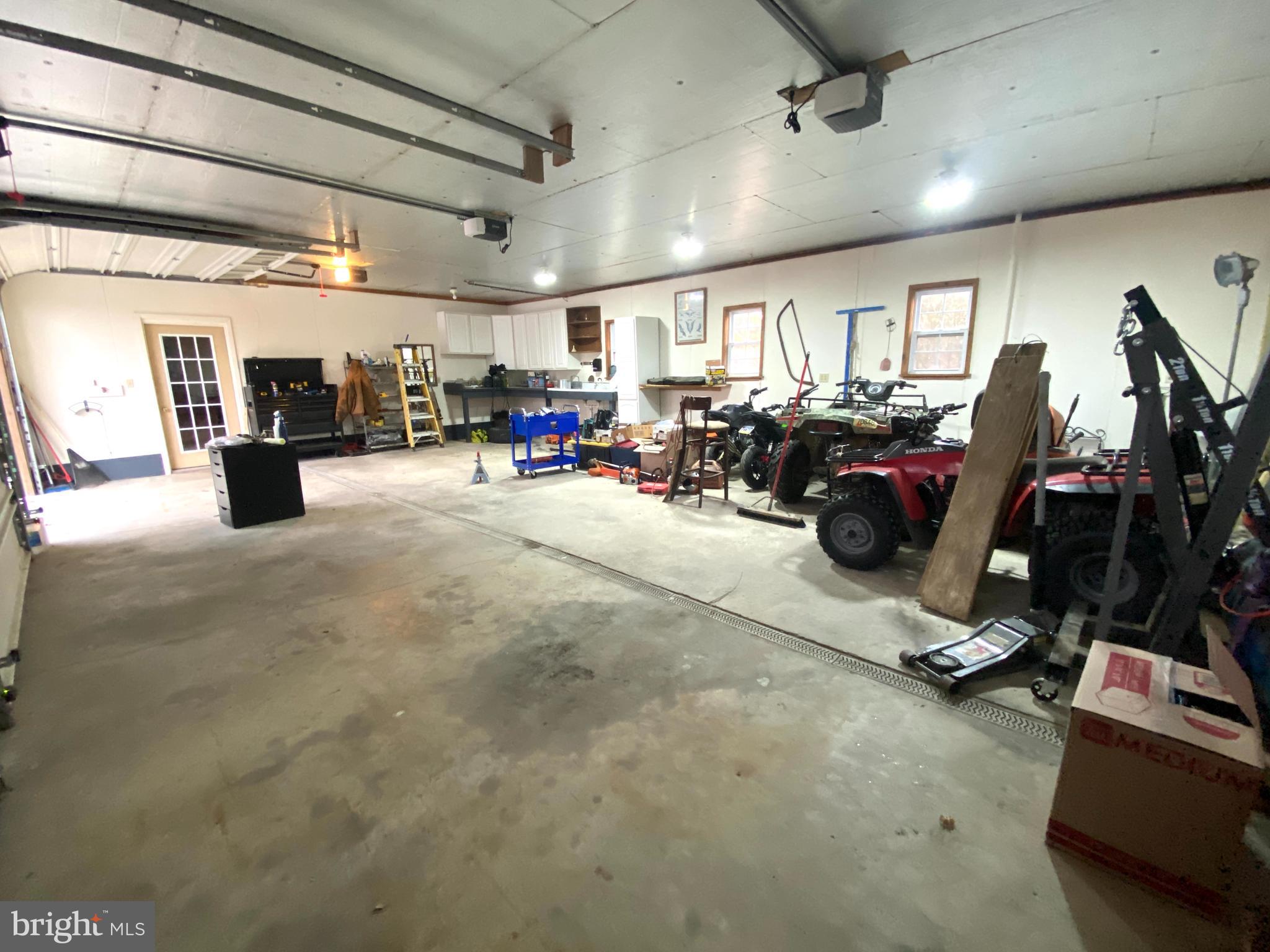 590 Indiana Road Landisburg, PA 17040 - Photo 26 of 128 Attached garage