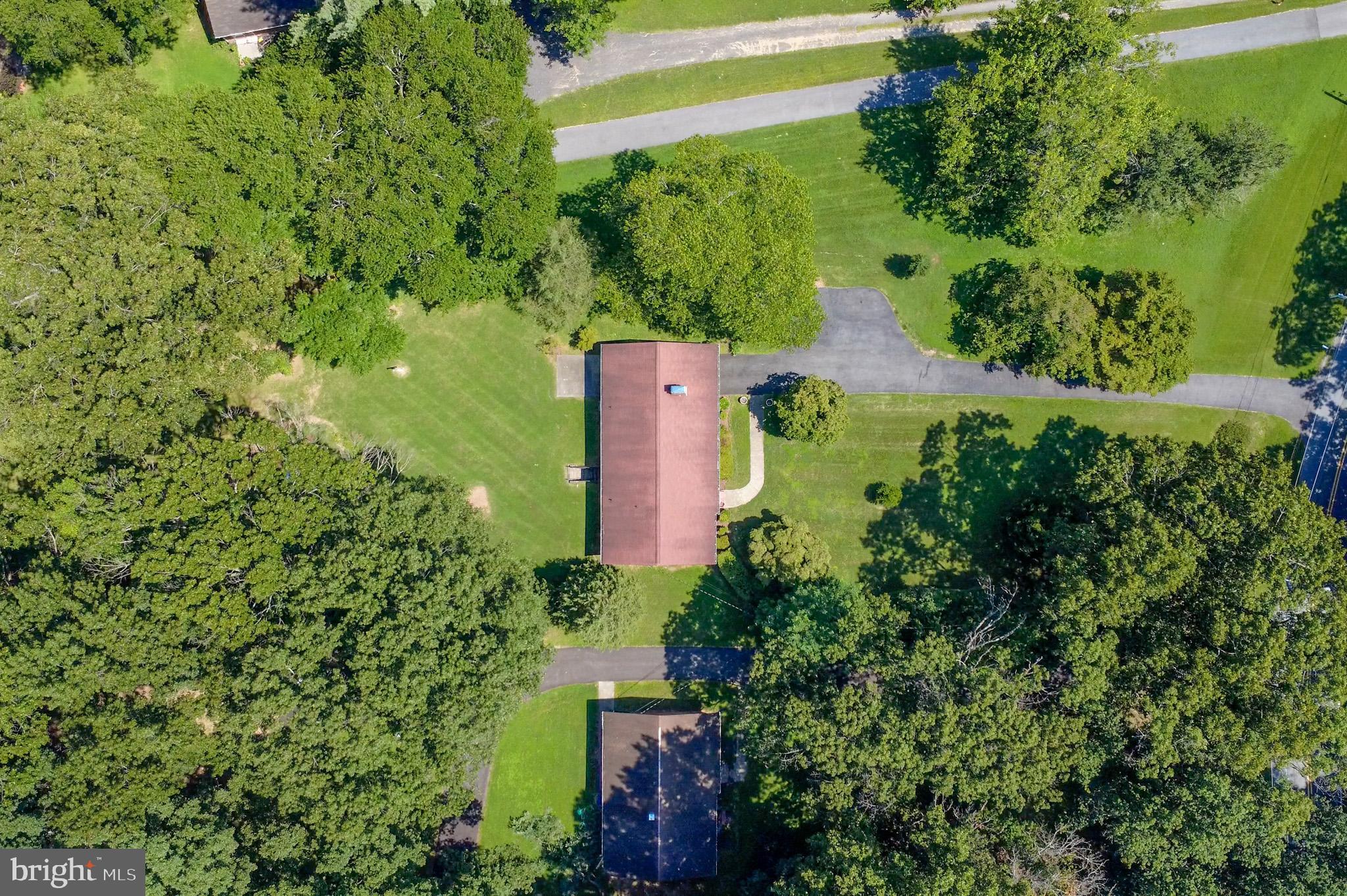 9511 Stewartown Road Gaithersburg, MD 20879 - Photo 12 of 52 Gallery Image 12
