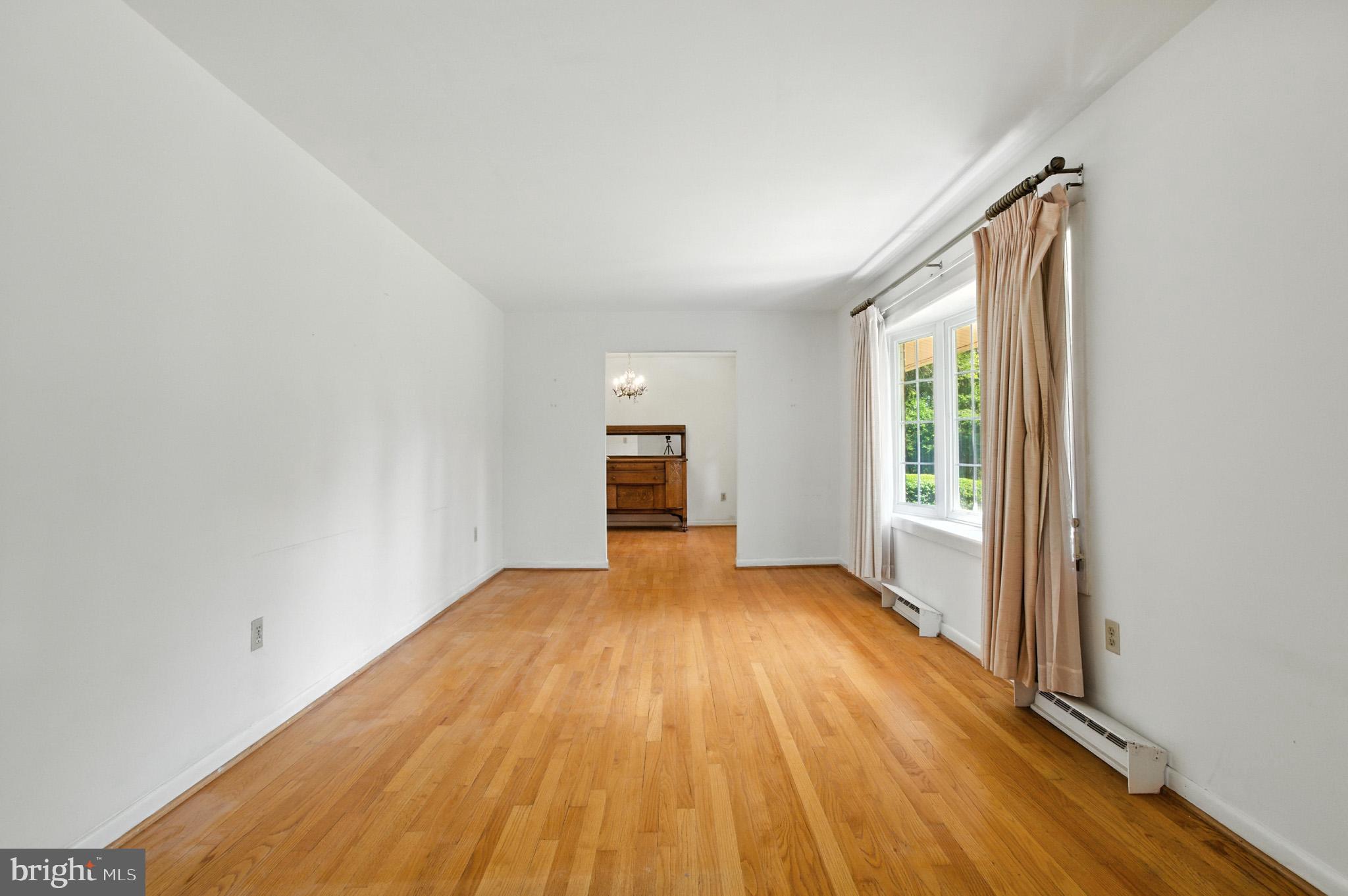 9511 Stewartown Road Gaithersburg, MD 20879 - Photo 18 of 52 Gallery Image 18