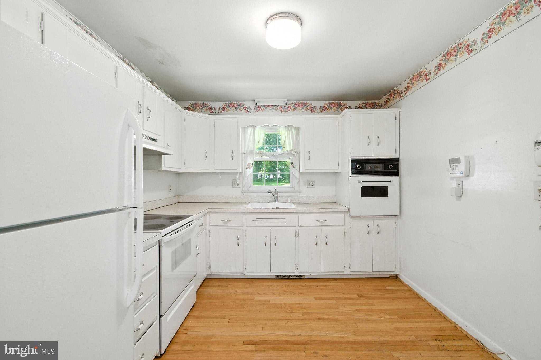 9511 Stewartown Road Gaithersburg, MD 20879 - Photo 26 of 52 Gallery Image 26
