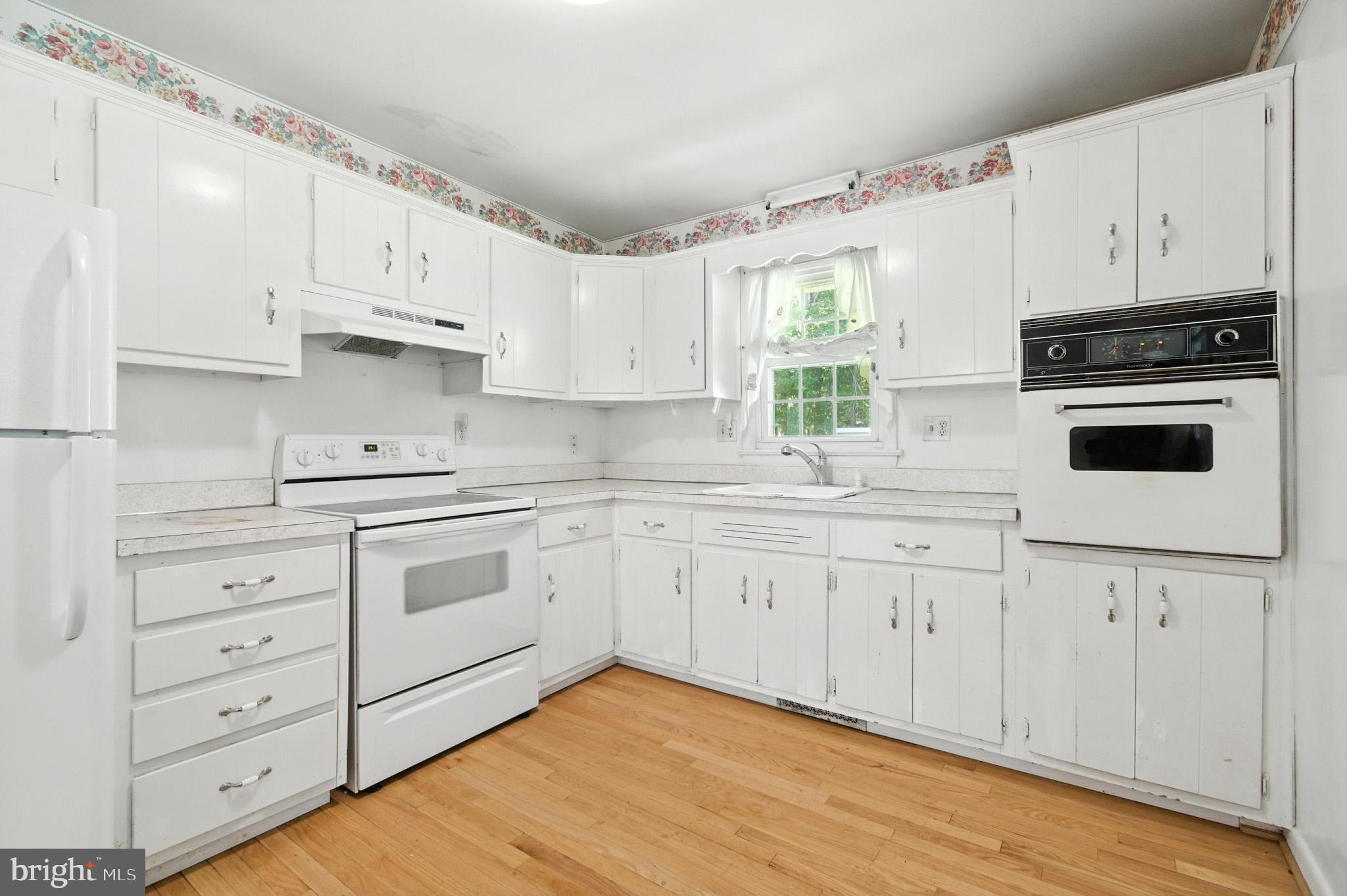 9511 Stewartown Road Gaithersburg, MD 20879 - Photo 29 of 52 Gallery Image 29