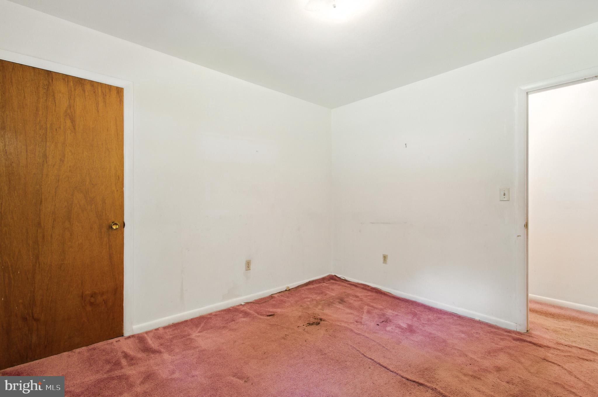 9511 Stewartown Road Gaithersburg, MD 20879 - Photo 36 of 52 Gallery Image 36
