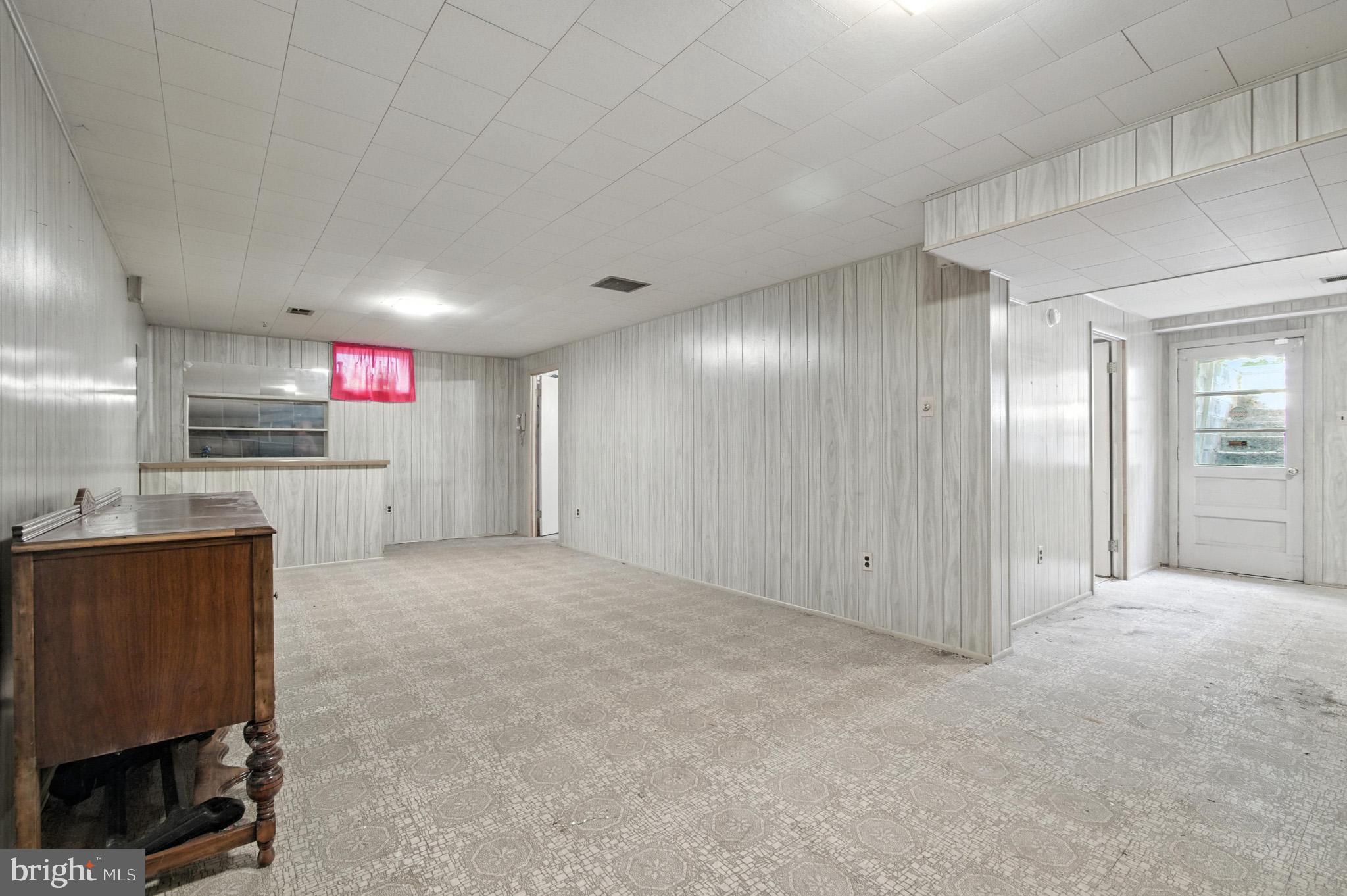 9511 Stewartown Road Gaithersburg, MD 20879 - Photo 39 of 52 Gallery Image 39