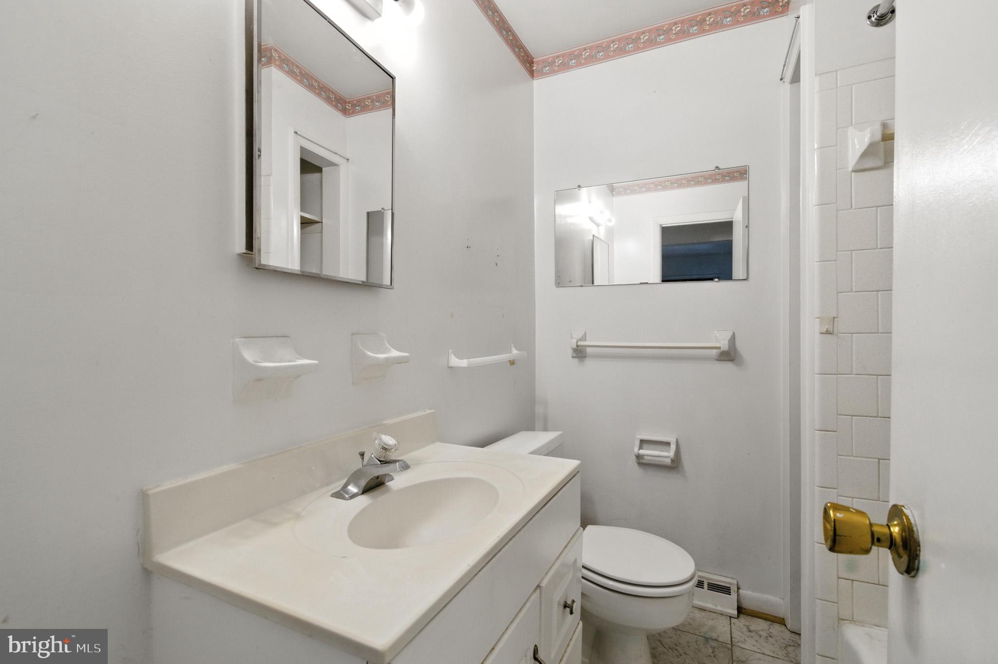 9511 Stewartown Road Gaithersburg, MD 20879 - Photo 47 of 52 Gallery Image 47