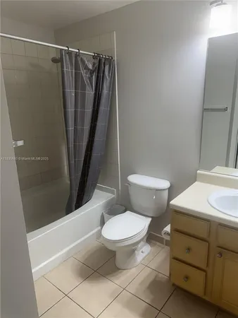 $389,000 | 6001 Southwest 70th Street, Unit 304, South Miami, FL 33143