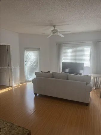 $389,000 | 6001 Southwest 70th Street, Unit 304, South Miami, FL 33143