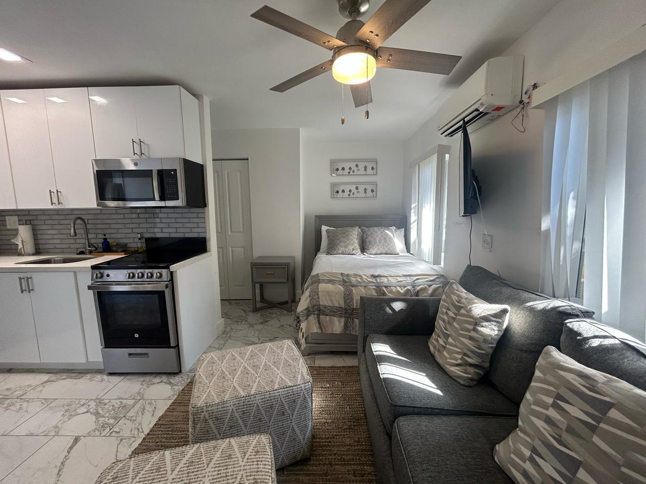 Studio Apartment in Boca Raton!