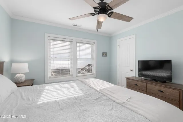 $1,790,000 | 2111 Ocean Drive, Emerald Isle, NC 28594