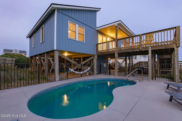 $1,790,000 | 2111 Ocean Drive, Emerald Isle, NC 28594