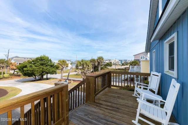 $1,790,000 | 2111 Ocean Drive, Emerald Isle, NC 28594