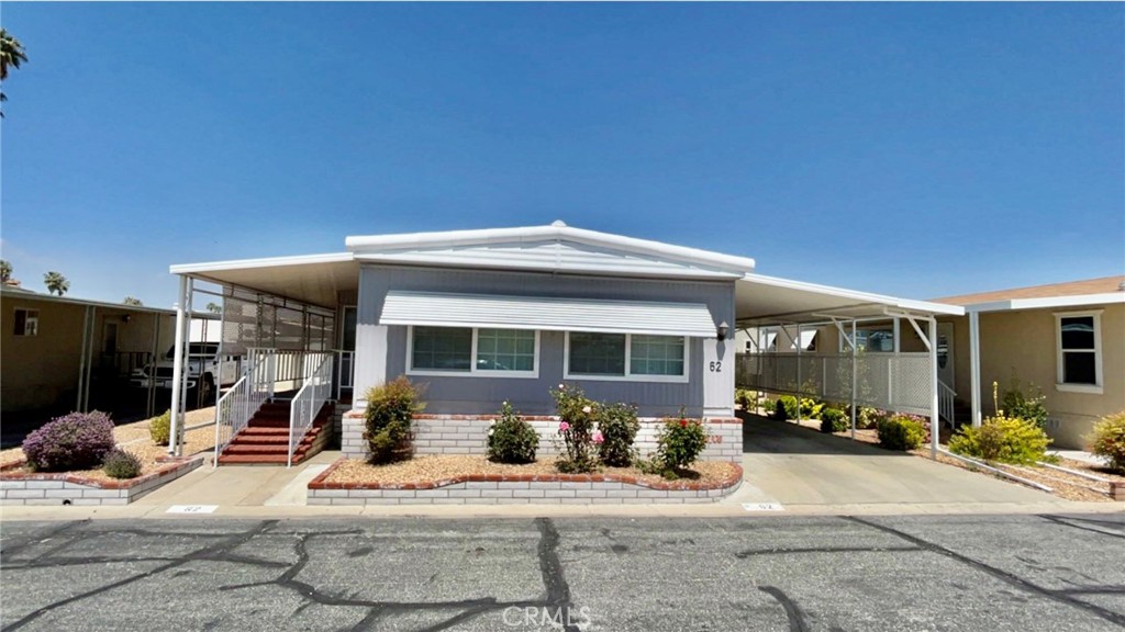 2205 West Acacia Ave Unit 62  