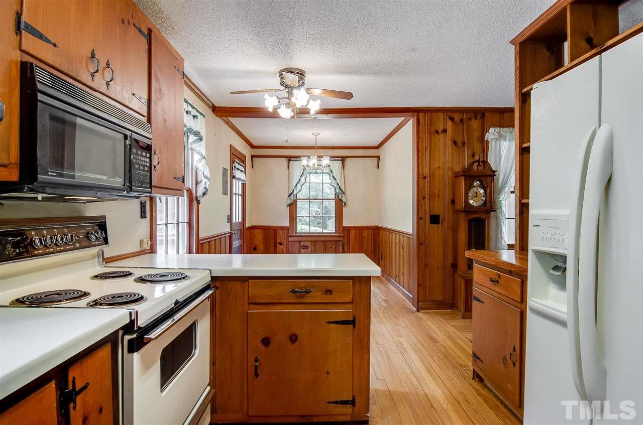 1364 Old Coach Road Graham, NC 27253 - Photo 11 of 25