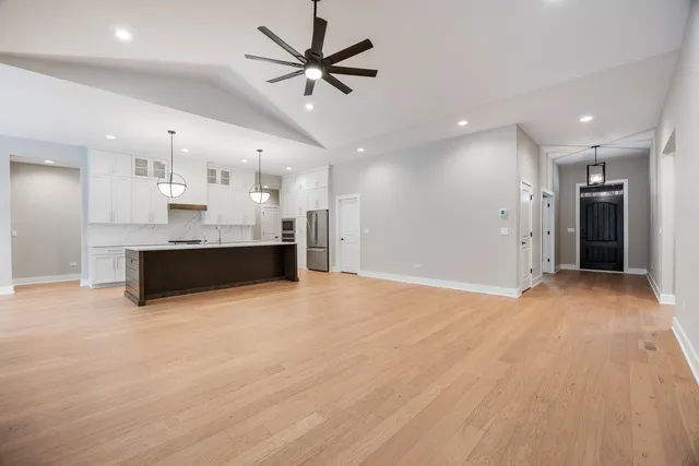 $1,149,900 | 26207 Baxter Court, Plainfield, IL 60585