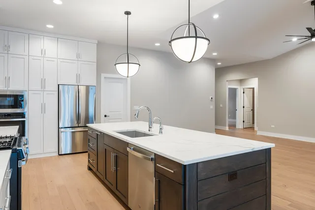 $1,149,900 | 26207 Baxter Court, Plainfield, IL 60585