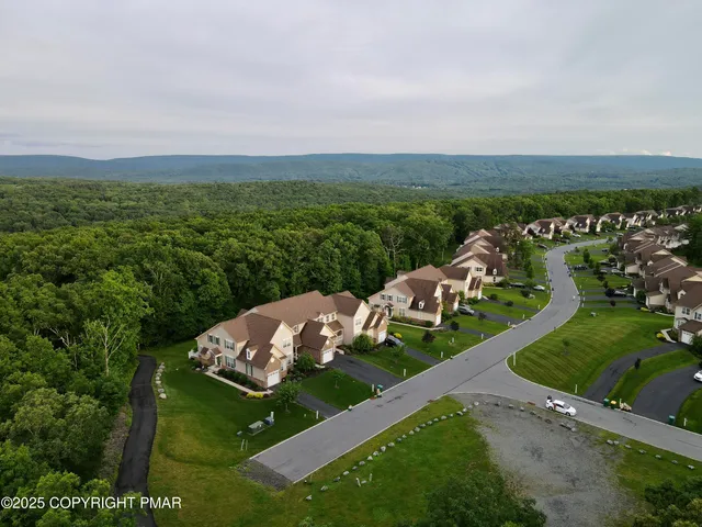 $2,800 | 1824 Big Ridge Drive, East Stroudsburg, PA 18302