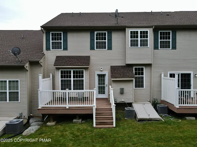 $2,800 | 1824 Big Ridge Drive, East Stroudsburg, PA 18302