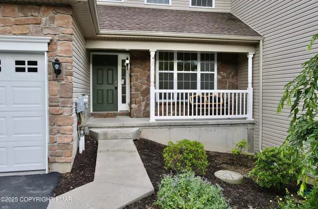 $2,800 | 1824 Big Ridge Drive, East Stroudsburg, PA 18302