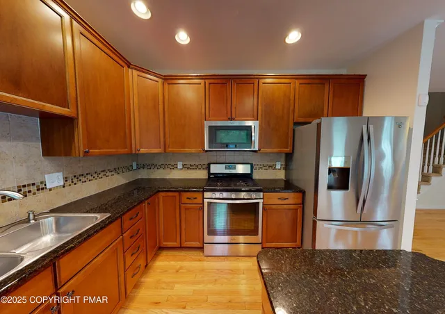 $2,800 | 1824 Big Ridge Drive, East Stroudsburg, PA 18302