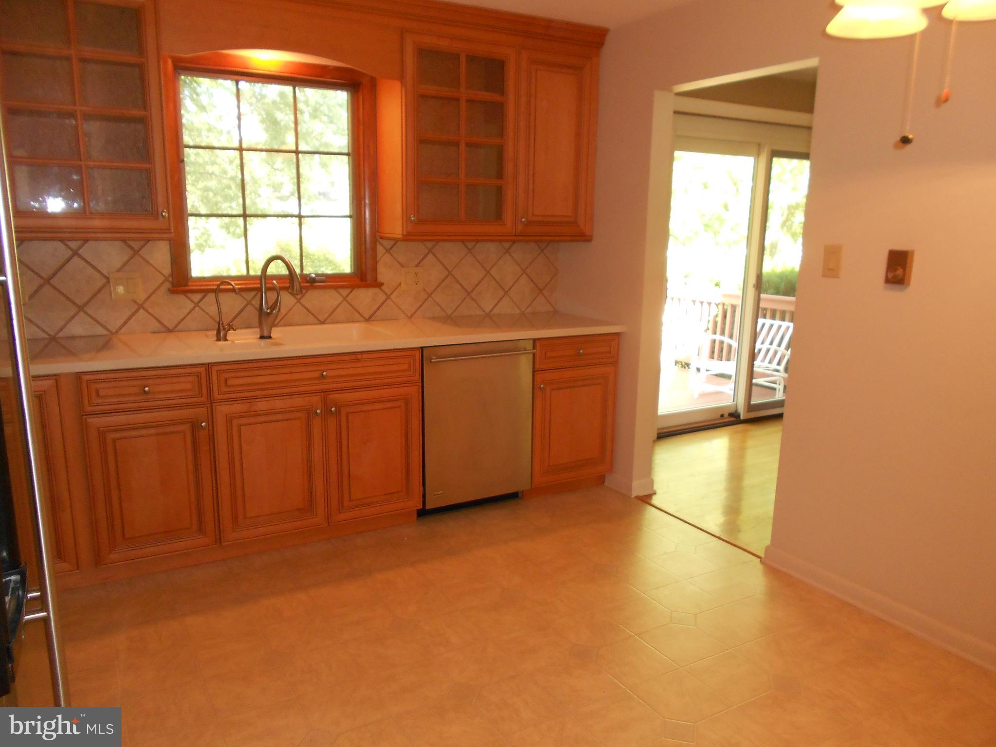 2220 Hillcrest Road Quakertown, PA 18951 - Photo 12 of 31 Kitchen