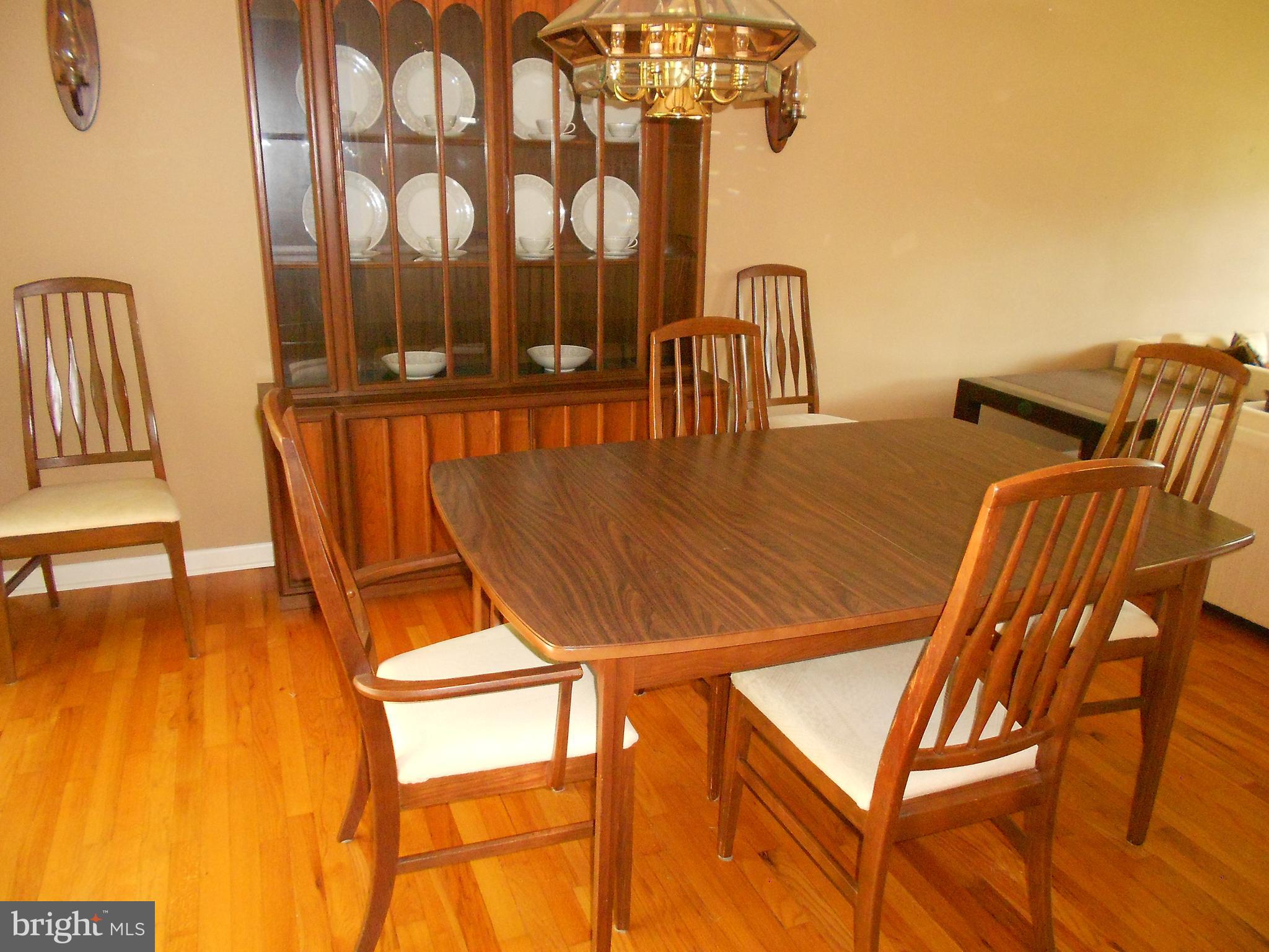 2220 Hillcrest Road Quakertown, PA 18951 - Photo 10 of 31 Dining room