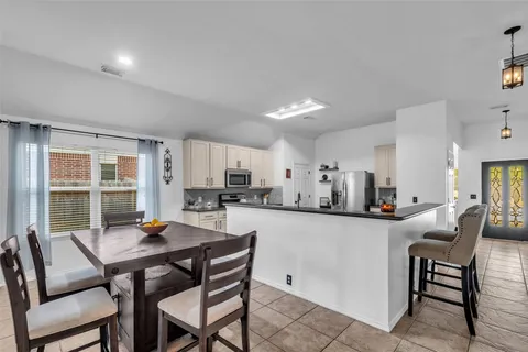 $300,000 | 30303 Castle Forest Drive, Spring, TX 77386