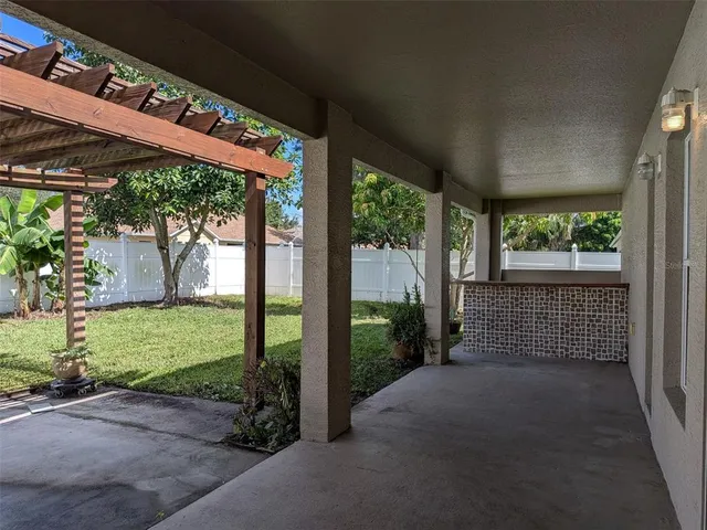 a view of a backyard with garden