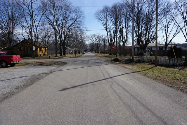 $33,000 | 825 Steam Mill Street, New Harmony, IN 47631