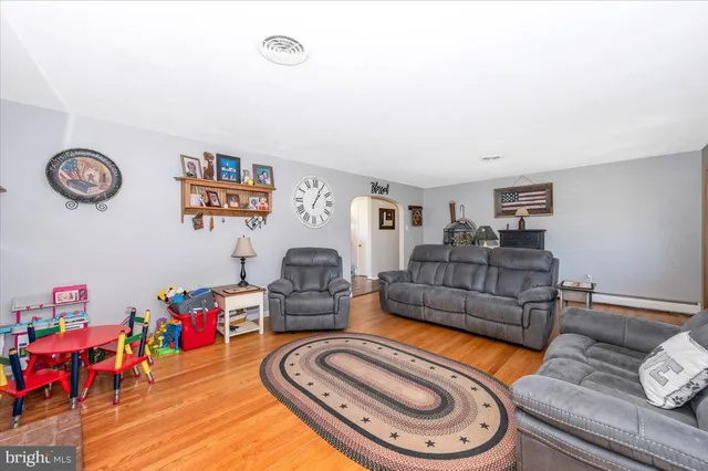 $357,000 | 10535 Peachtree Lane, Williamsport, MD 21795