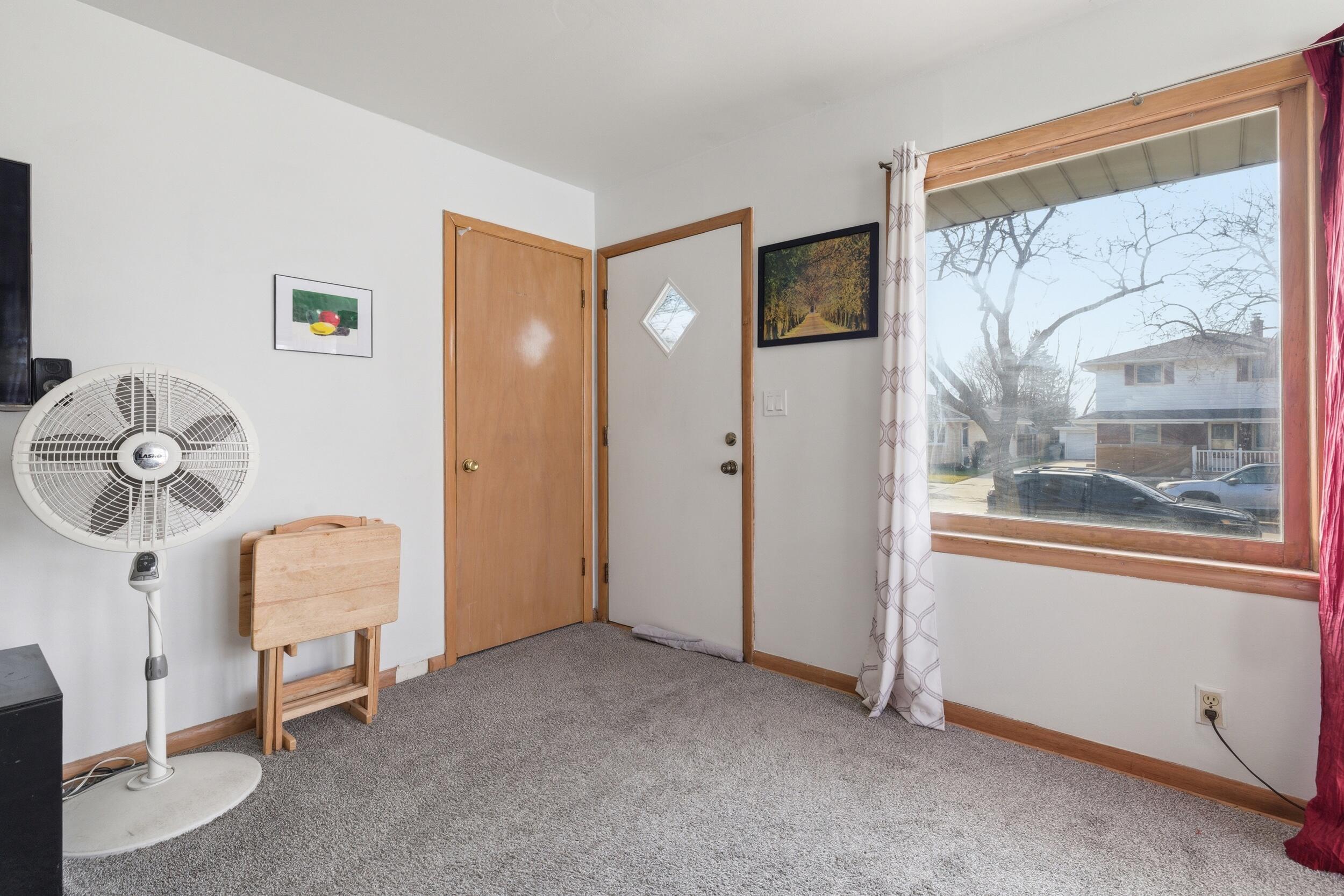 3134 South 98th Street Milwaukee, WI 53227 - Photo 8 of 39 10_elevated_exposure_media_030