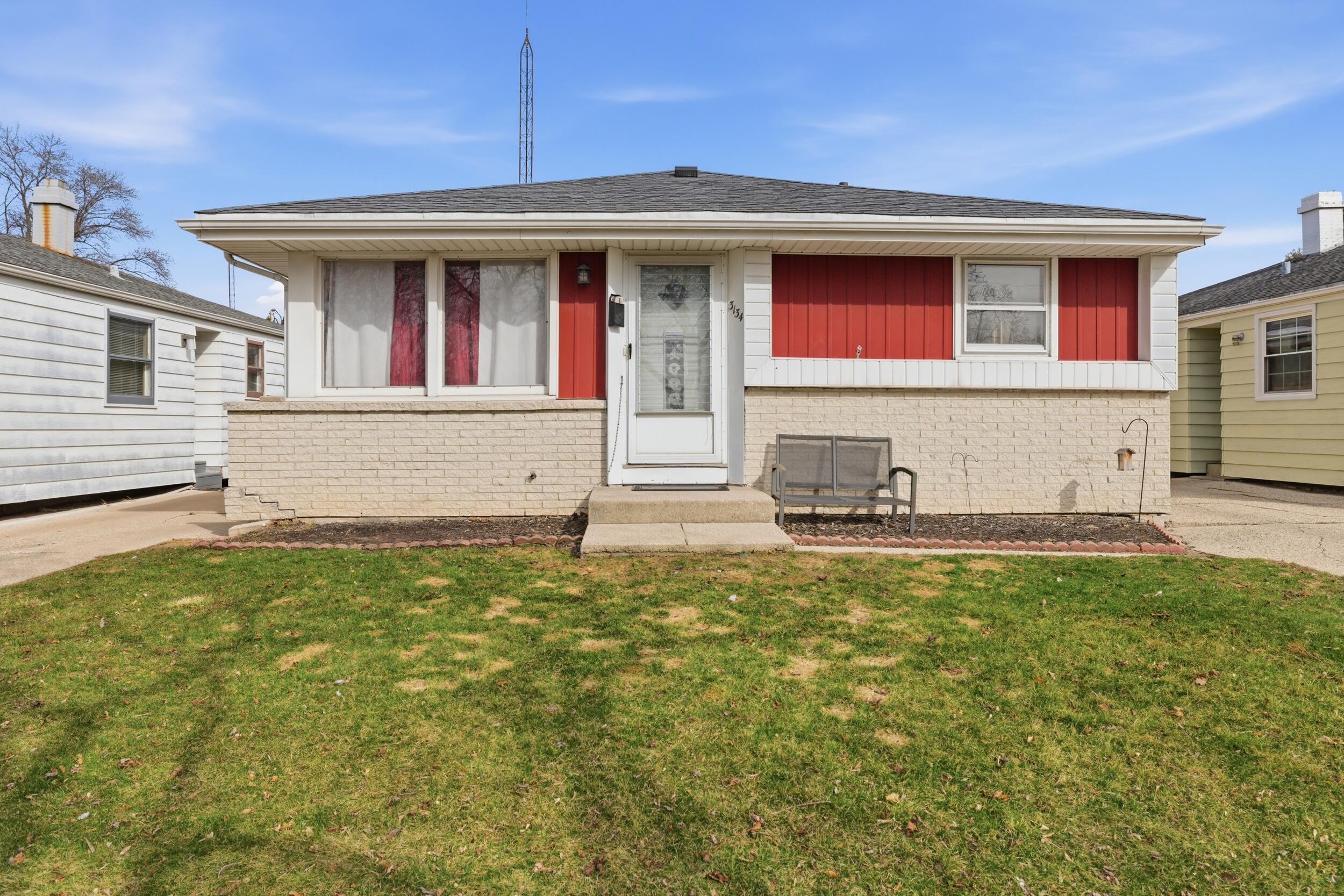 3134 South 98th Street Milwaukee, WI 53227 - Photo 31 of 39 33_elevated_exposure_media_002