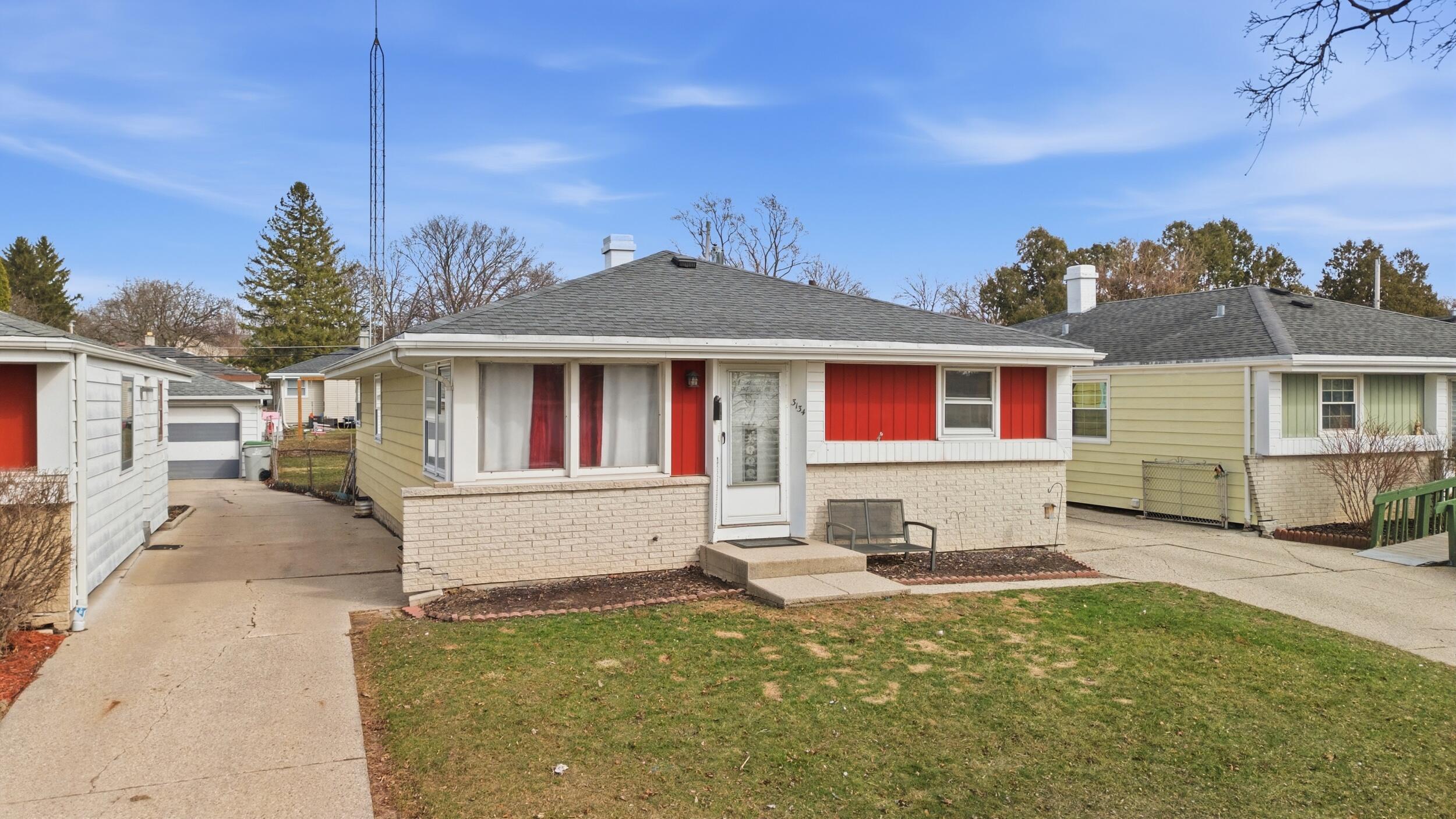 3134 South 98th Street Milwaukee, WI 53227 - Photo 32 of 39 6_elevated_exposure_media_032