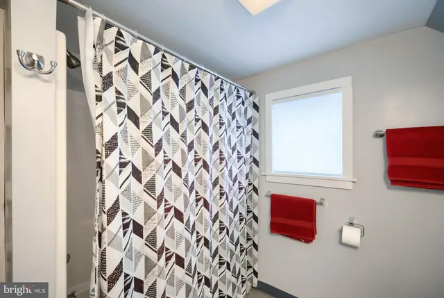 $300,000 | 2402 Craley Road, Windsor, PA 17366