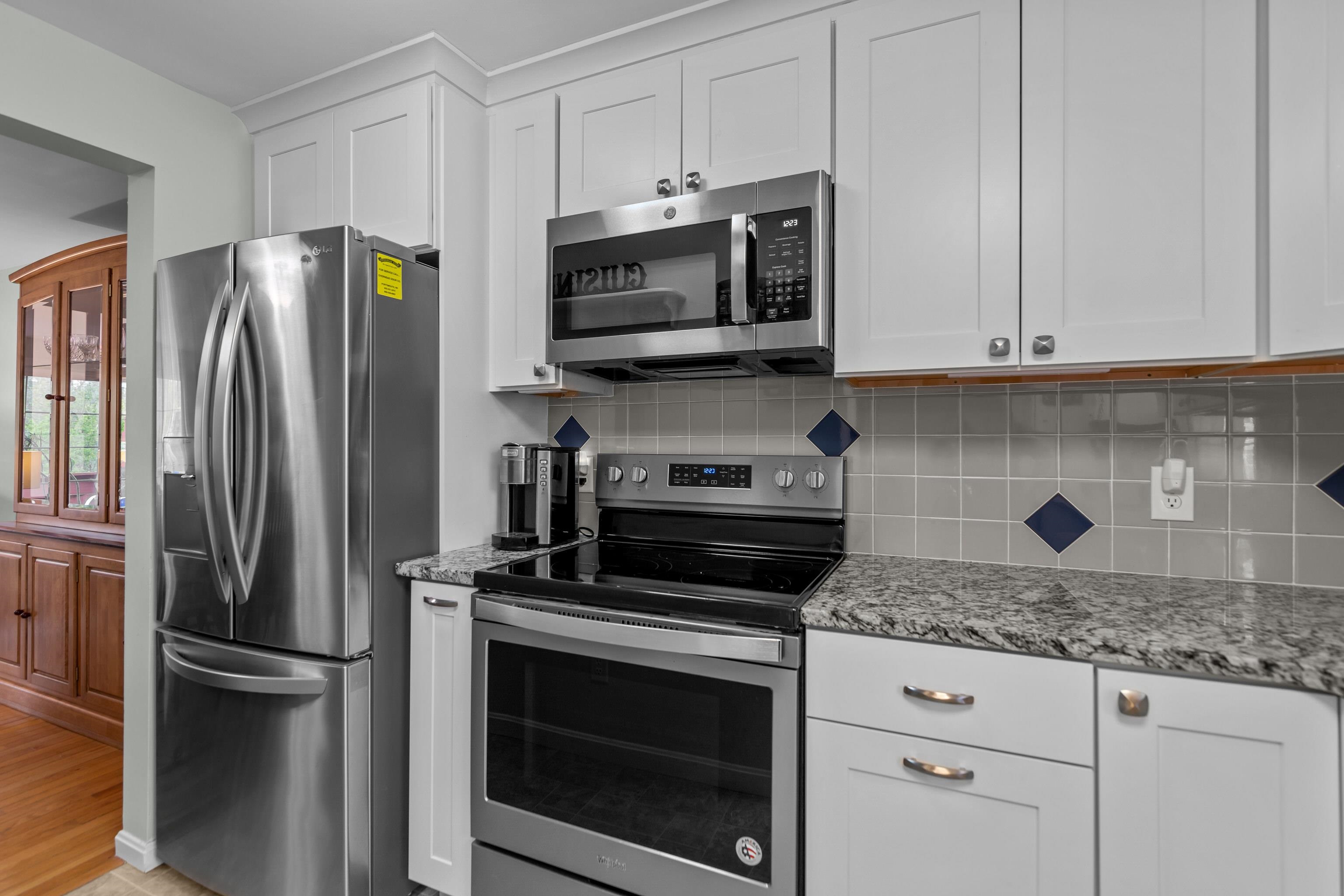 56 Durham Road, Unit 36 Dover, NH 03820 - Photo 3 of 40