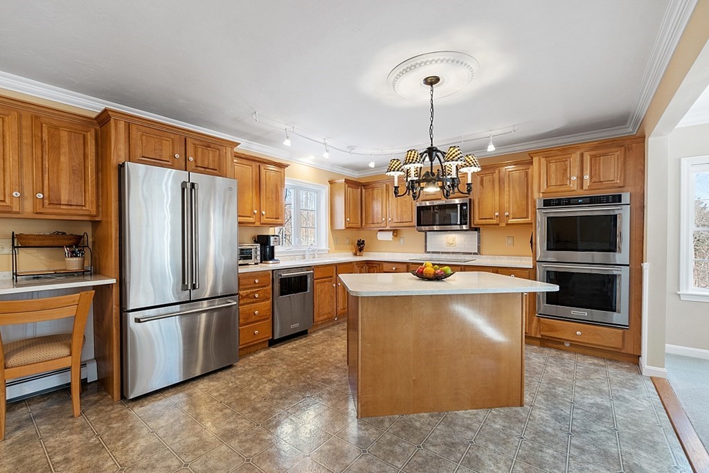 145 Bathrick Road Westminster, MA 01473 - Photo 3 of 39 Gallery Image 3
