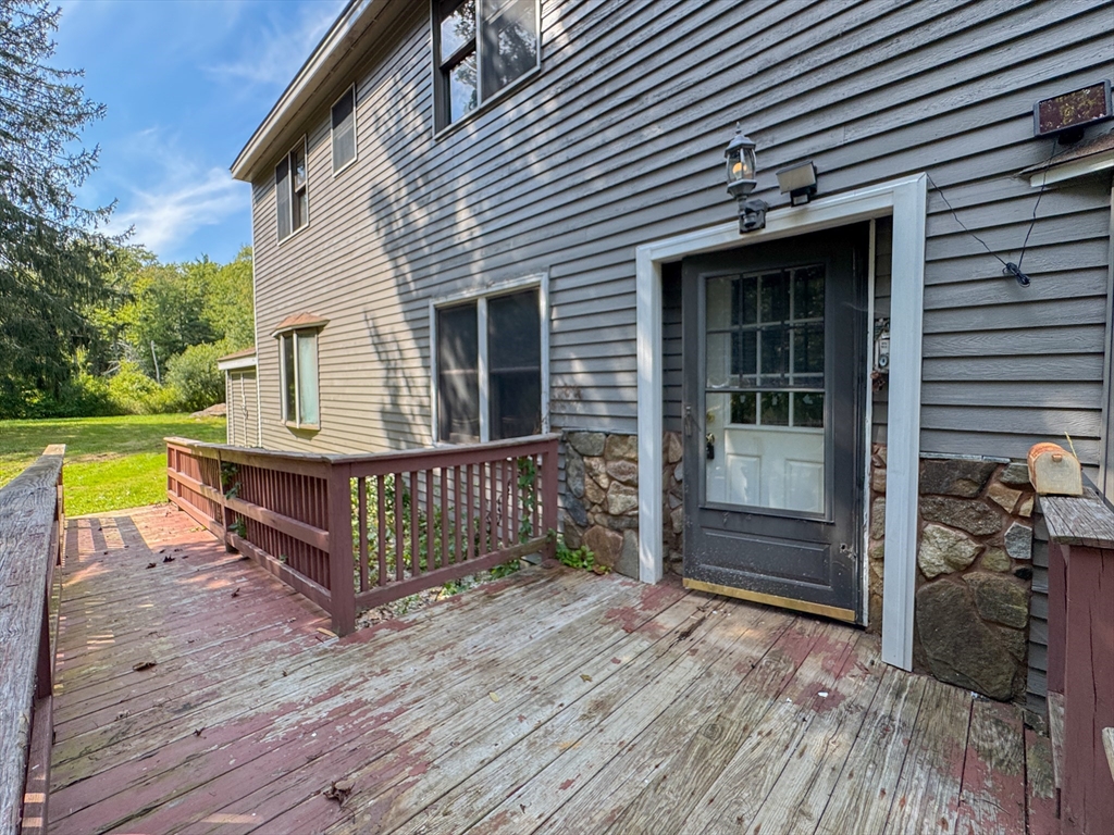 198 Union Road Wales, MA 01081 - Photo 11 of 42