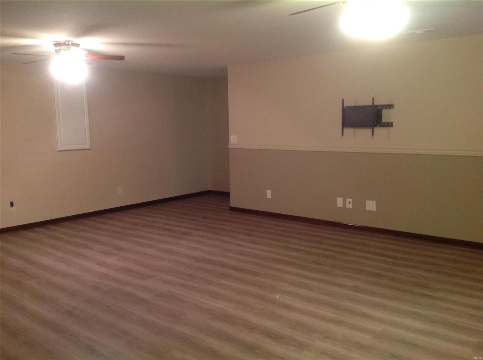 97 Wendler Road Collinsville, IL 62234 - Photo 7 of 33 Gallery Image 7