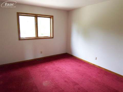 8053 Potter Road Flushing, MI 48433 - Photo 12 of 18 20360107-11.JPG