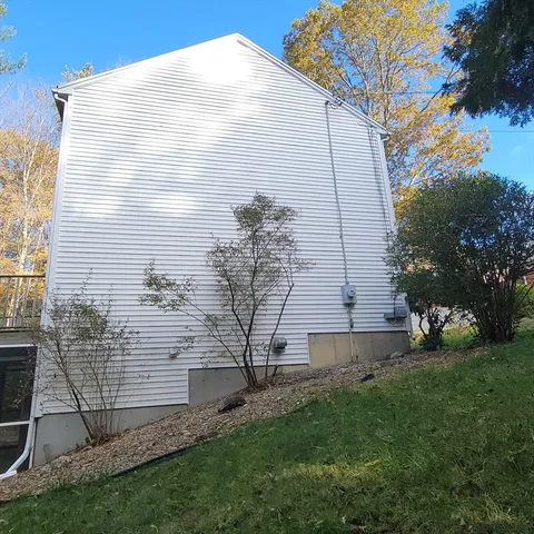 $424,900 | 620 Henshaw Street, Leicester, MA 01542